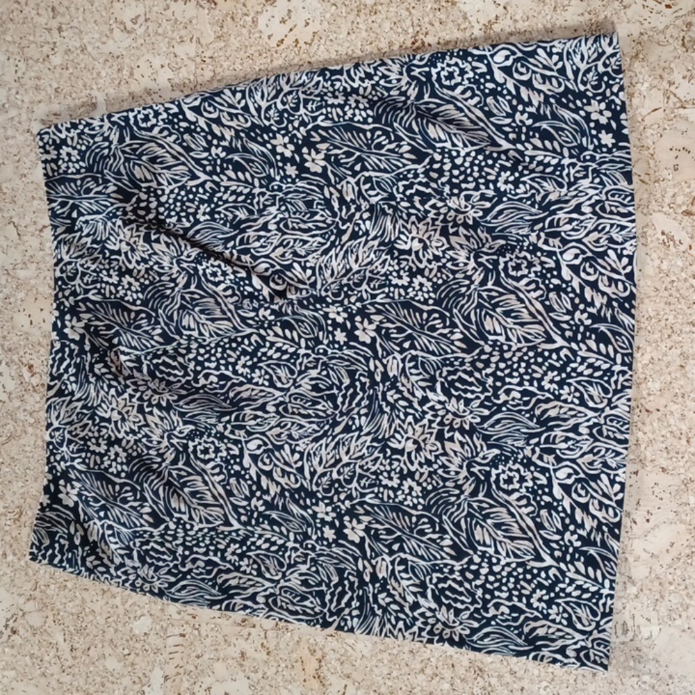 *3 FOR $20 ITEM* Ilyse Hart LTD batik fabric skirt, size 14, EUC